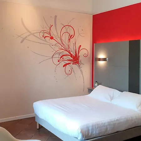Private Hotel