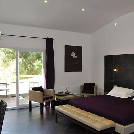 Hotel Private 4*