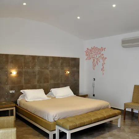 Private Hotel