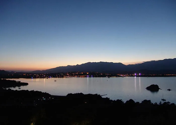 Private - Adults Only 4* 维琪奥港