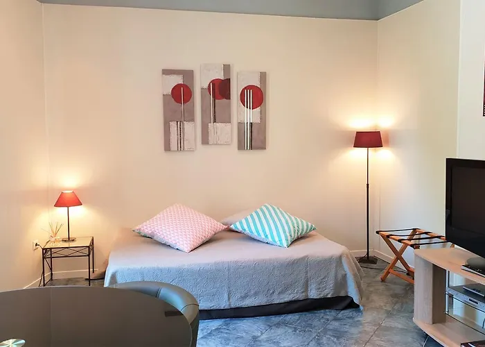 Private - Adults Only